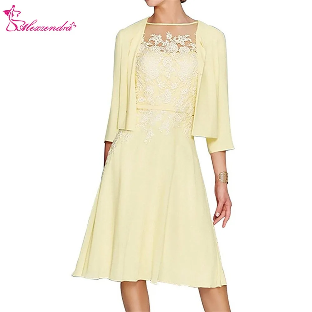 

Alexzendra A Line Yellow Chiffon Knee Length Mother of Bride Dress Plus Size Scoop Neckline Illusion Back Party Dresses