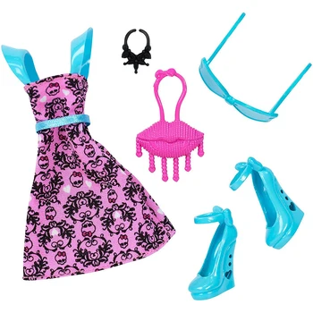 

Set of clothes for the Draculaura doll