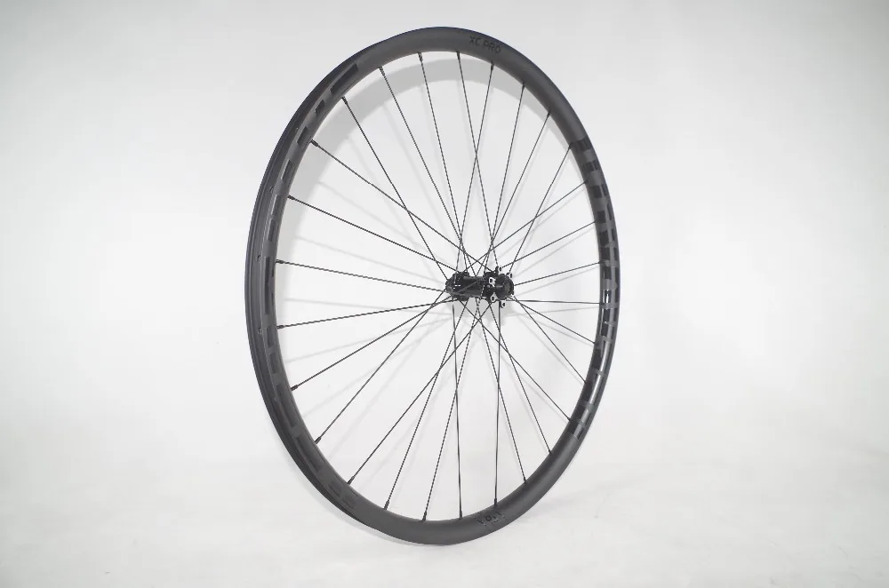 Cheap 1199g 29er MTB XC 24mm x 30mm Asymmetric Hookless Clincher Tubeless Mountain Bike Carbon Wheels 29inch Wheelset 29" 3k 12k twill 3