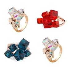 Moda feminina Azul Anéis De Noivado Para As Mulheres De Luxo Do Vintage Cristais Anel Com Pedras Anneaux Pour Les Femmes