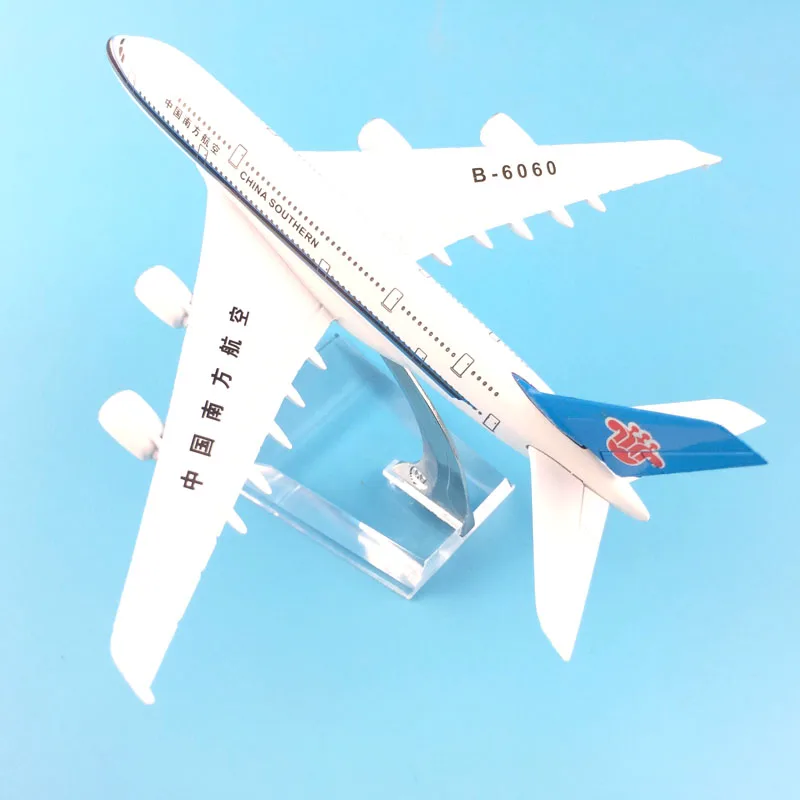 Авиакомпаний 16 см A380 CHINA SOUTHERN металлического сплава модели самолет модель игрушечный самолет подарок на день рождения