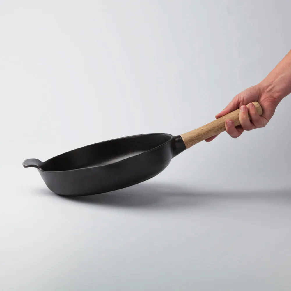 Goede Koekenpan Gietijzeren Met Houten Hand Kaukasisch Grill Koffie Pot Bowler Pan Koekenpan Mok 0120 22  24 26 28