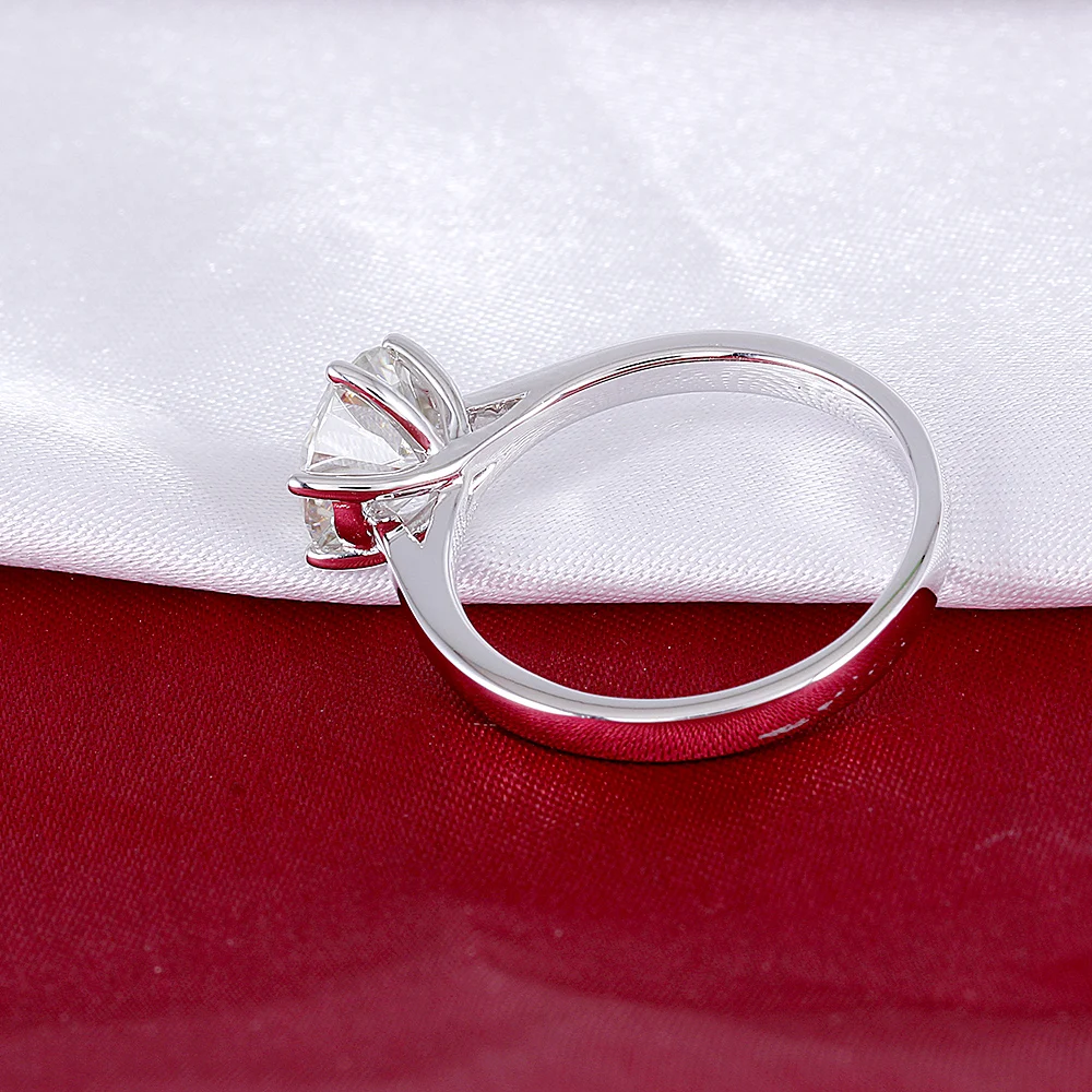 center 2ct moissanite engagement ring (2)