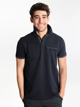

Short-sleeved polo shirt with pocket