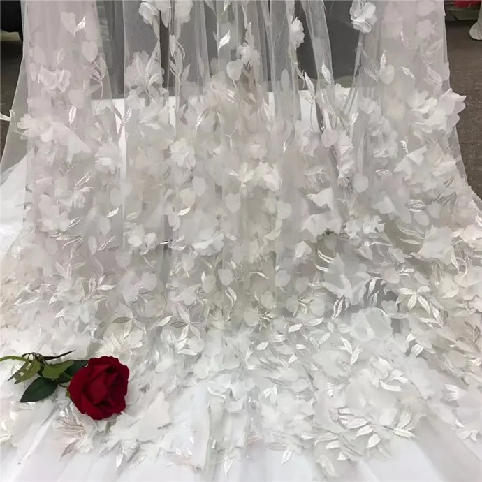Красивая 3D кружевная ткань с камнями для свадебного платья Высококачественная