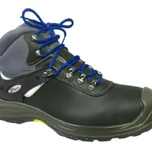 Высокие рабочие ботинки