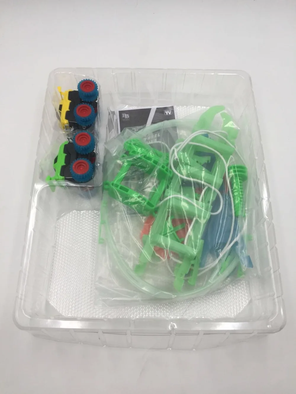 Tanie Blask w ciemności 2 samochodów, TRIX TRUX Monster trucków, że klapki, wspinać się i linii Zip potężny napęd na 4 koła wspinaczka liny