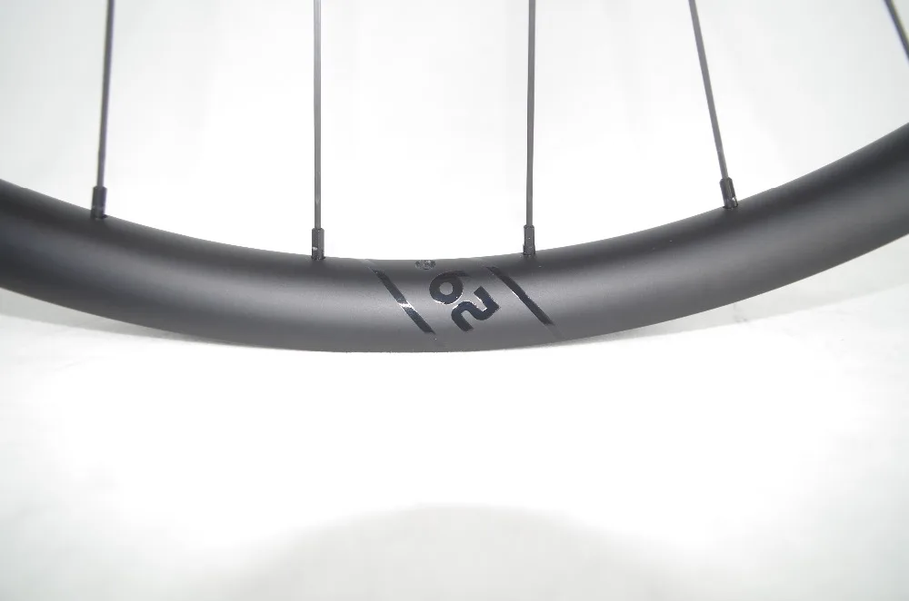 Perfect 1199g 29er MTB XC 24mm x 30mm Asymmetric Hookless Clincher Tubeless Mountain Bike Carbon Wheels 29inch Wheelset 29" 3k 12k twill 10