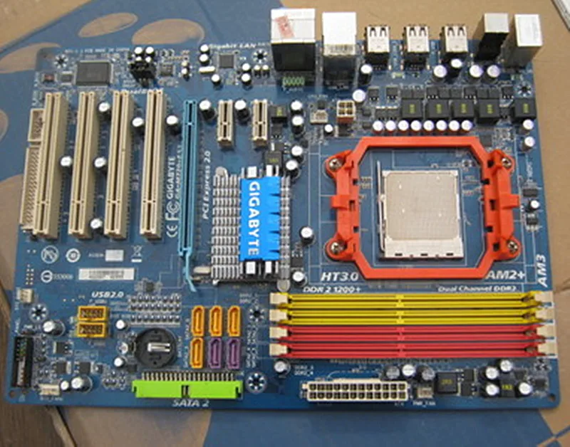 

For Gigabyte GA-M720-US3 Original Used Desktop AM2 AM3 Motherboard M720-US3 Nvidia nForce 720D Socket AM3 DDR2 ATX On Sale