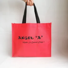 Индивидуальная упаковка подарочные сумки с ручками из нетканого материала сумка-тоут многоразовые рекламные сверхпрочные подарки на праздник сумка для переноски