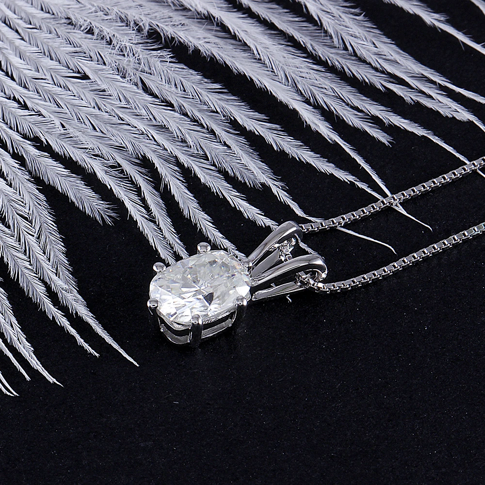 oval moissanite pendant necklace (6)