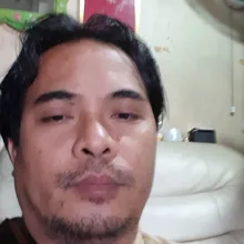 j***j