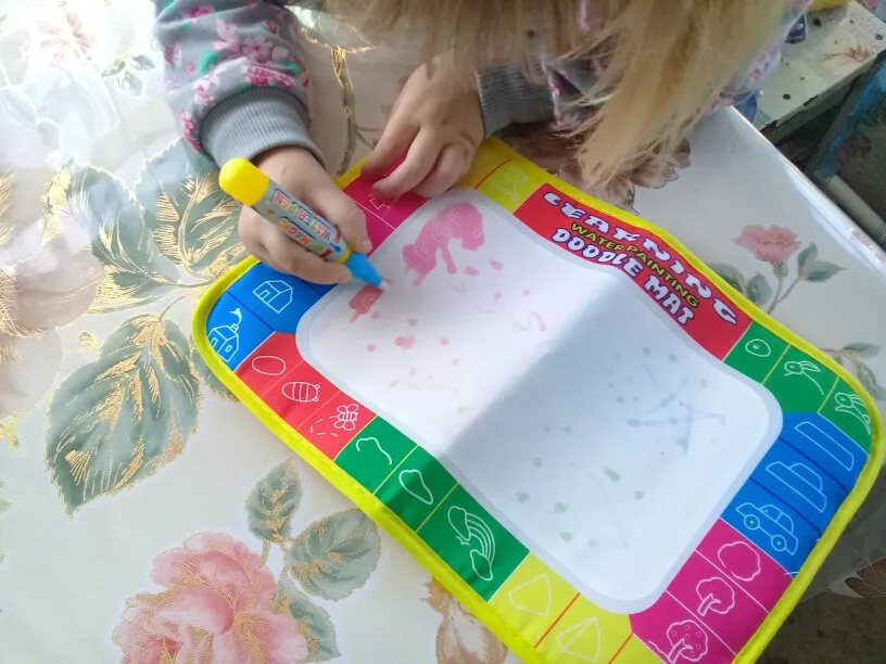 Tapis Dessin Stylo Eau Magique 29x19cm