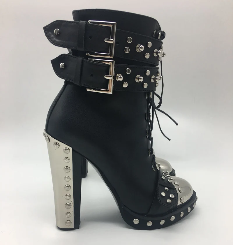 Стильные ботинки на высоком массивном каблуке с металлическим носком в стиле панк ботинки на платформе с металлическим украшением женские ботинки для верховой езды из натуральной кожи на осень-зиму