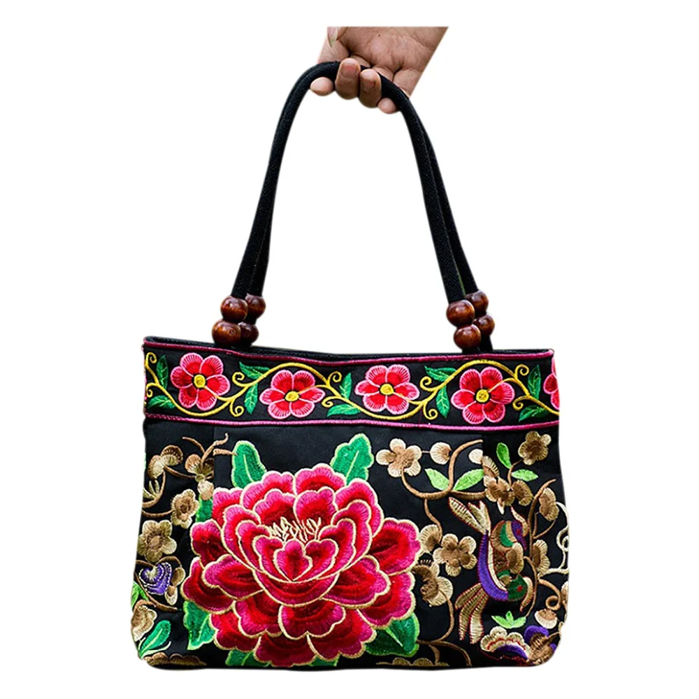 

2018 fashion Chinese style women bags Embroidery Flowers Handbags Ethnic canvas Handmade Tote women's handbags Sac a Femme