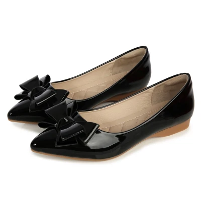 Женская обувь, размеры 31-43 обувь на плоской подошве с амортизирующей стелькой для прогулок красные/черные/бежевые офисные туфли из лакированной кожи на плоской подошве с острым носком и бантиком