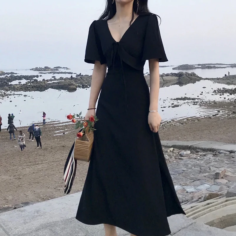 

Retro red floral short-sleeved knee holiday beach dress summer 2019 new V-neck high waist bow color