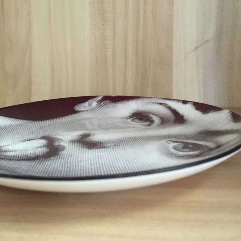Preise Fornasetti platten Kunst Schönheit Gesicht SCHÄDEL Custom los platos für kunst schlafzimmer home cafe mode dekoration künstlerische dekorative teller