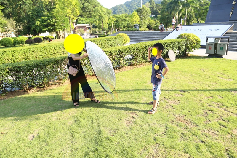 5 in 1 reflector (12)
