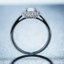Hot Sale White Opal CZ Women Claw Inay Opal Ring Size 5 6 7 8 9 10 Fashion Jewelry