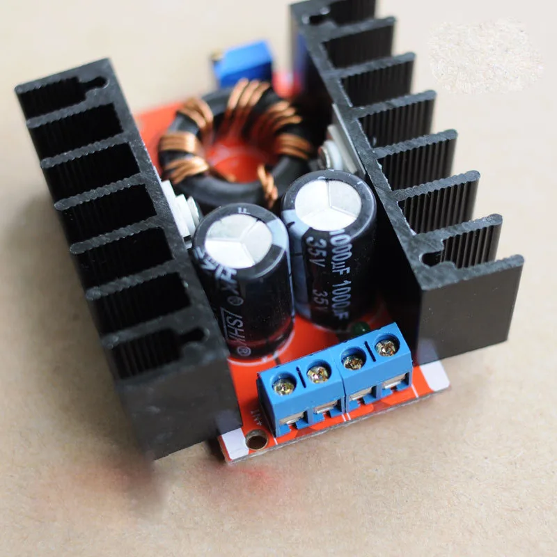 

DC-DC Adjustable Boost Power Module Car Notebook Power Bank 10-32 rpm 12V-35 150W