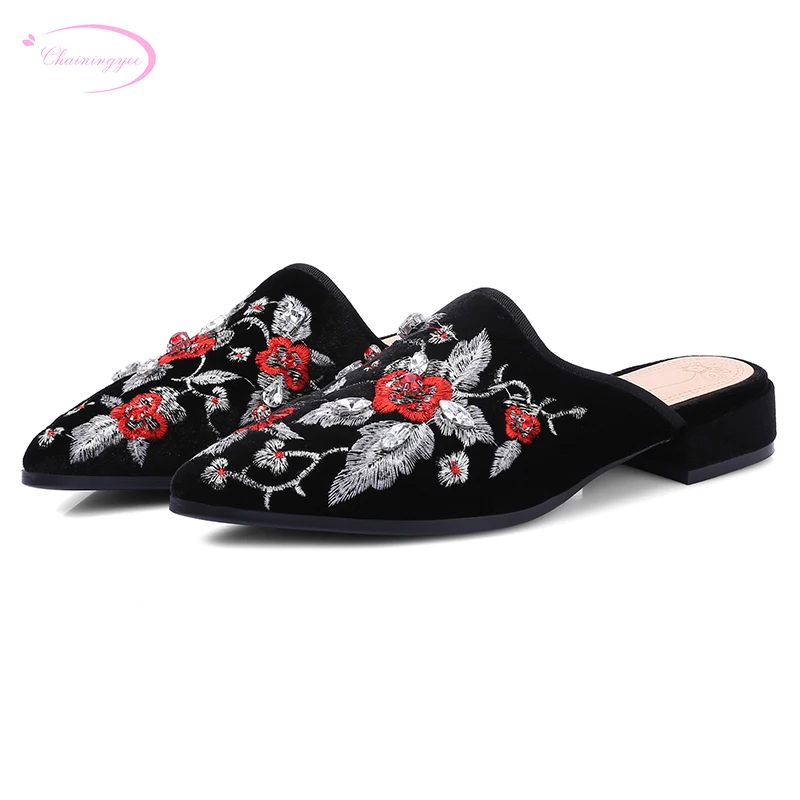 

Chainingyee party style sexy pointed toe flock summer slipper mule shoes embroidered flowers black gray low-heeled women's shoes