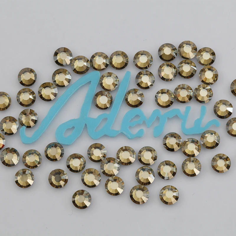 

aderu jonquil satin 814 super shiny lead free crystal hot fix rhinestone for nail art ornament garment shoe phone decoration
