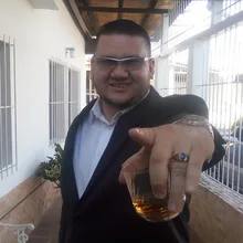 L***a