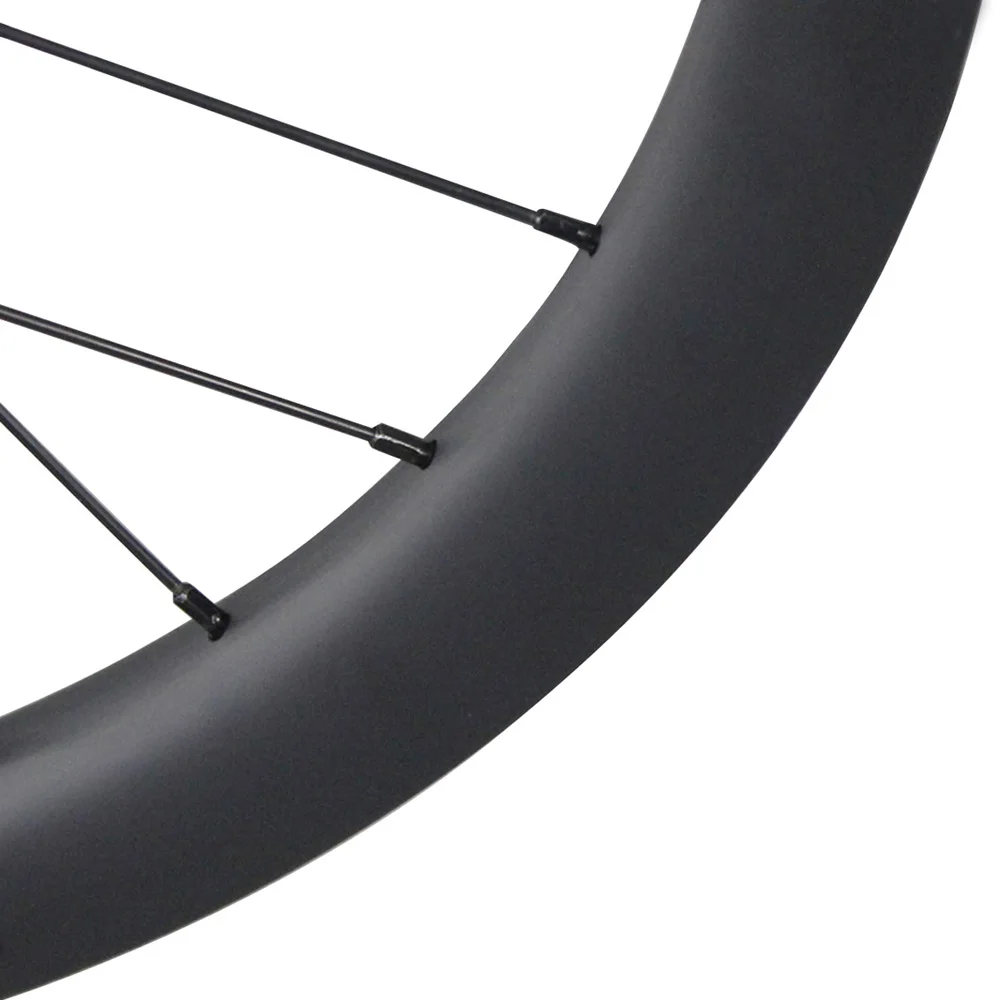 Tubeless Tyre (1)