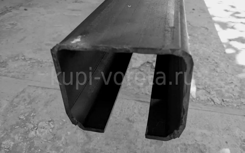 

Track for KIT5 (6 meters). Track for Slideng gate rolls. Size 60x70x3.5mm
