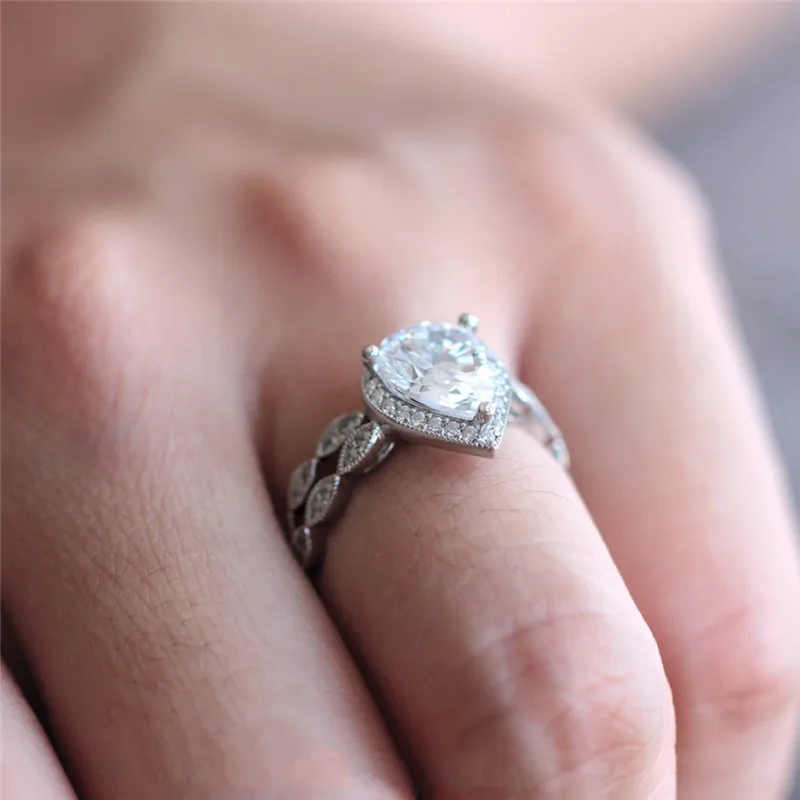 New Pear Cut Shape 5A Zircon Engagement Wedding Rings For Women Pear Opal Single Stone Lady Ring Size 10 Jewelry Dropshipping R4