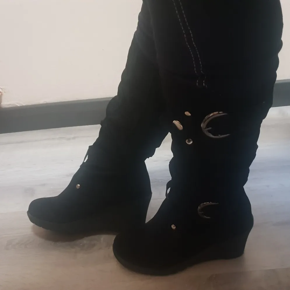 Women Winter Flat Round Toe Thicken Wedges Boots