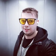 V***v