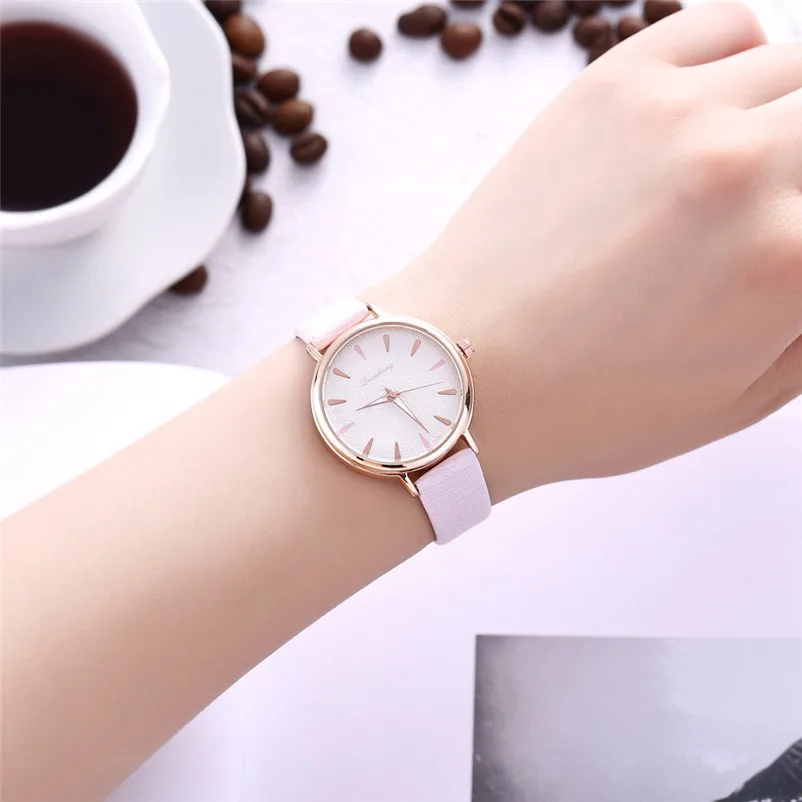 NEW Women's watches brand luxury fashion ladies watch Leather Band Analog Quartz Round Wrist Watch clock relogio feminino Y31 (2)