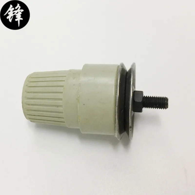 

Thread tension Pegasus Sewing Machine Parts M700 gripper overlock sewing machine / copy sidecar ( copy machine ) gripper