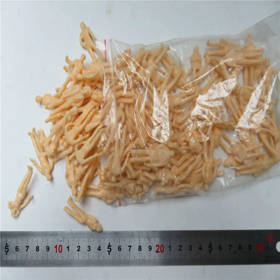 skin scale plastic figure  (18)