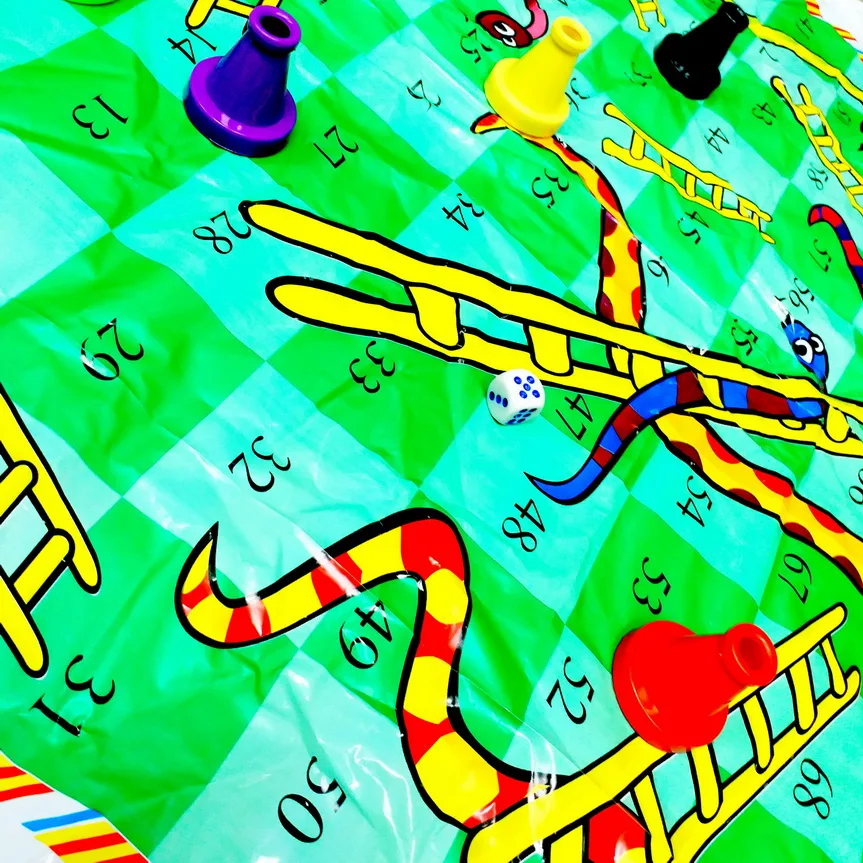 Giant snakes & Ladders mat game -      75g