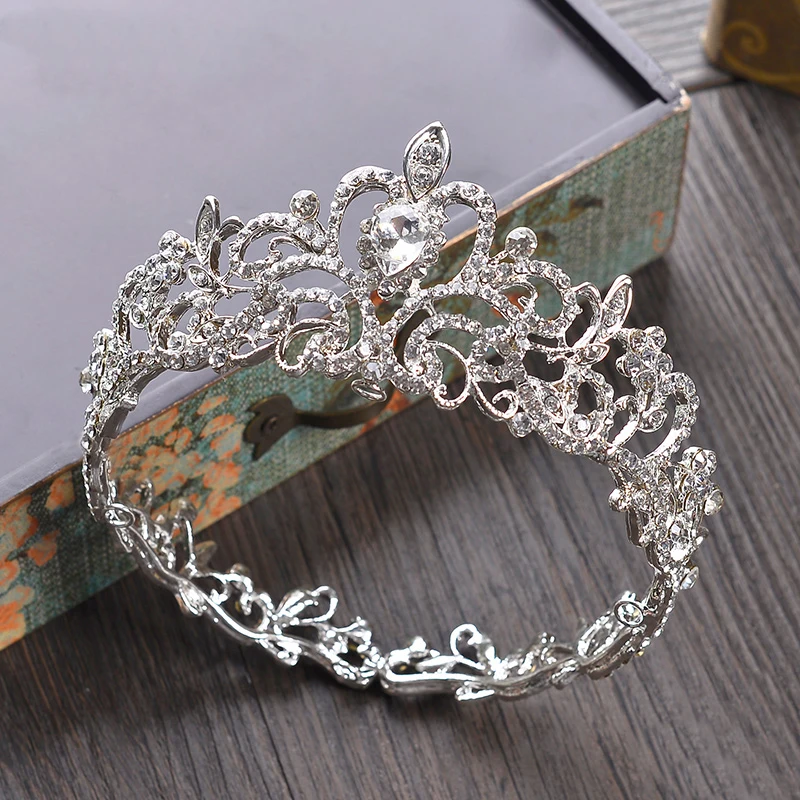 2018 Mulheres de Strass Coroas e Tiaras de Cabelo Jóias Conjuntos de Colar Brincos Cor Branca Headpieces Nupcial Acessórios Para A Noiva (1)