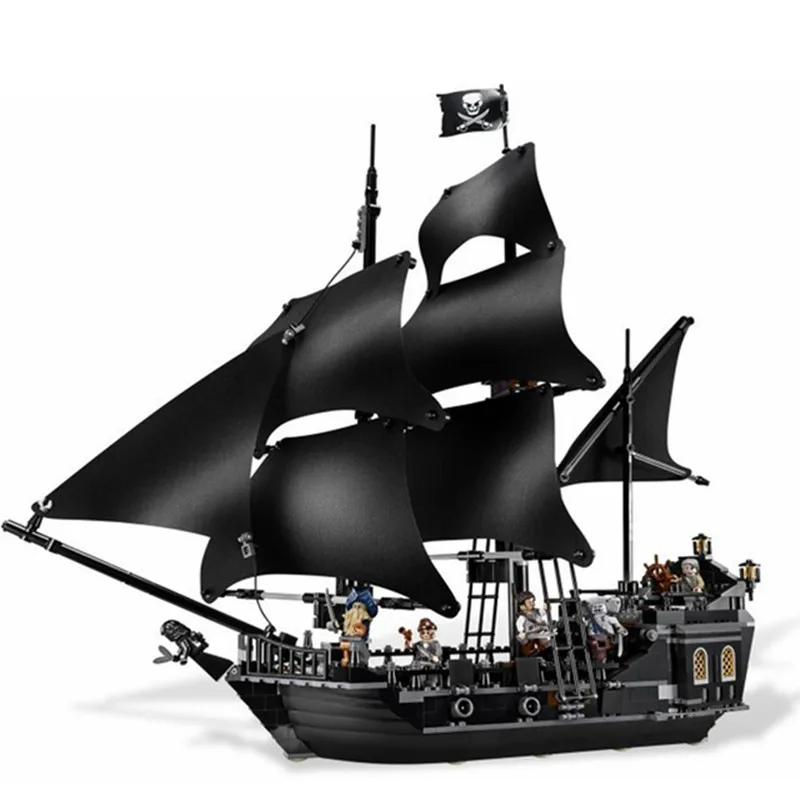 

804Pcs Black Pearl Ship Bricks Sale Pirates of the Caribbean Building Blocks Toys For Children Compatible With LegoINGly City