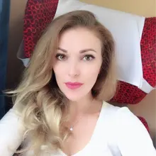 E*** 