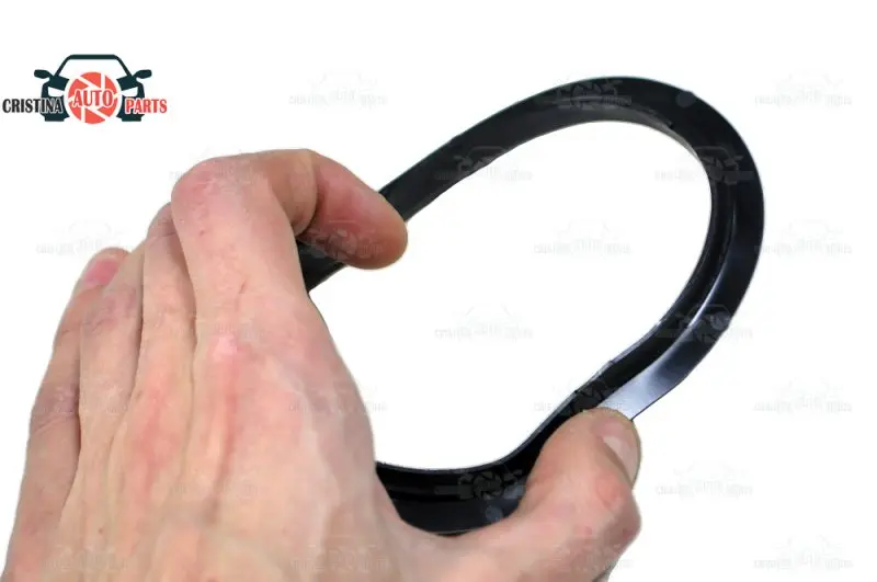 Comprar Cubierta en la escotilla de apertura combustible para Lada x ray 2016 Accesorios de ajuste protección de estilo de coche decoración cuello de relleno
