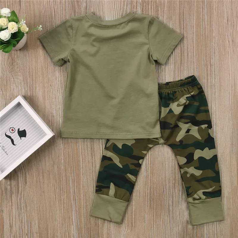 Камуфляжный комплект одежды для новорожденных, популярная камуфляжная футболка для новорожденных и малышей, топы+ штаны, новинка года, комплекты одежды на возраст 0-24 месяца