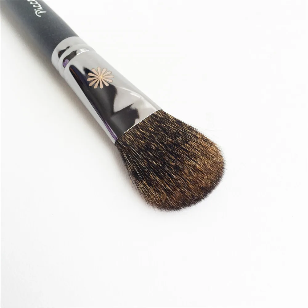 PA 108 Blusher Brush плоская кисть для румян и пудры из беличьей шерсти красивая Кисть