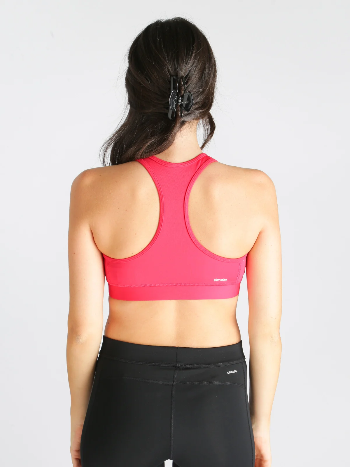 Комплект одежды из футболки и коротких techfit| |