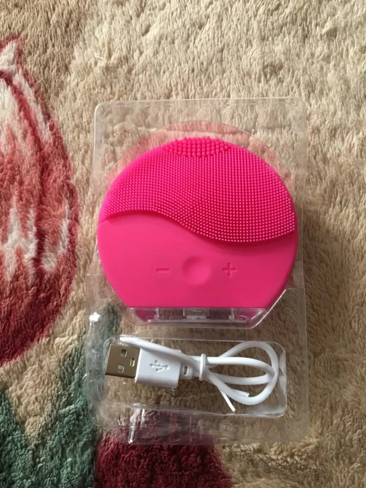 Facial Cleansing Brush Electrical Ultrasonic photo review