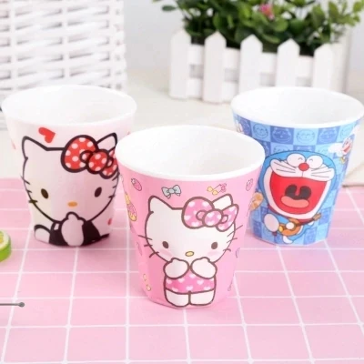 

330ml Hello Kitty Safe Plastic Cup Children Infant Baby Sip Mug Drink Home Cup for Kids Xmas Gift Birthday Party Favor