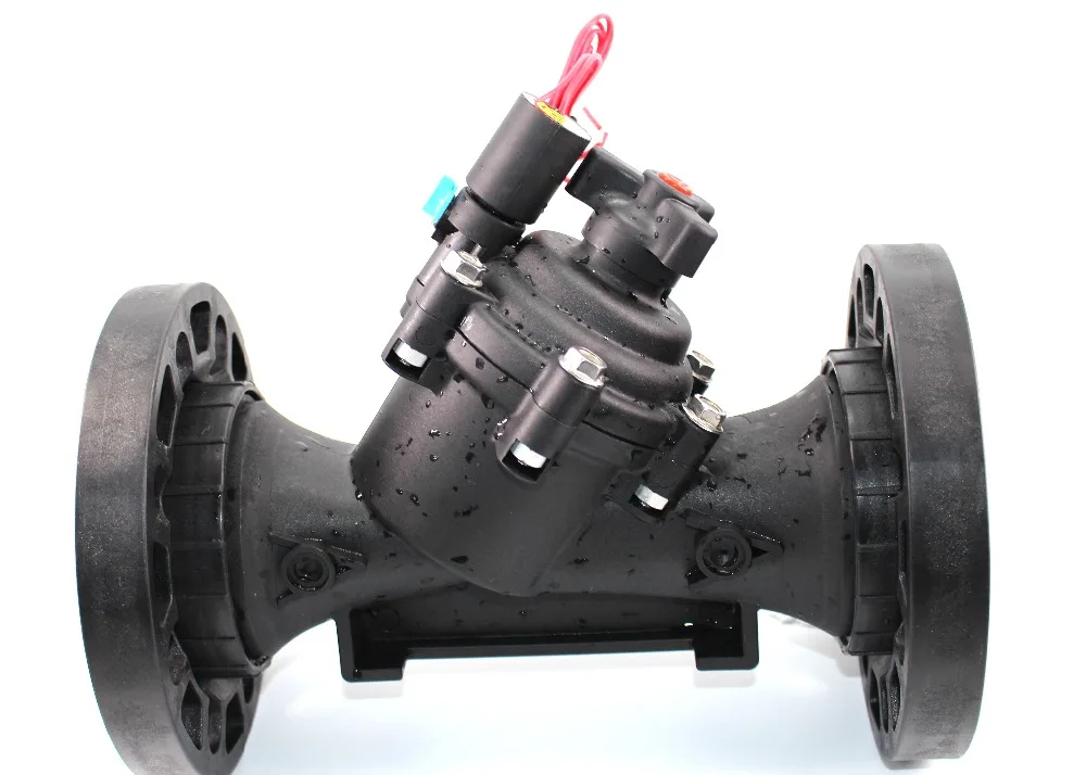 

Solenoid Control Valve with 2-way internal control & flow stem