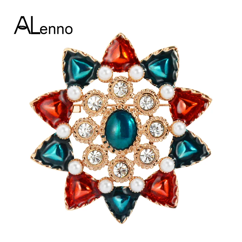 Enamel Pearl Flower Designer Colorful Metal Lapel Pins And Brooches For