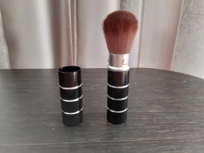 OutTop Blush Cosmetic Makeup Brush - 1pc