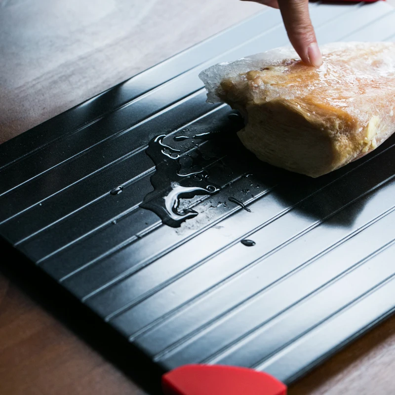 New Hot Sell Magic Metal Plate Defrosting Tray Safe Fast Thawing Frozen Meat Defrost Kitchen Tool New Hot Sell Magic Metal Plate Defrosting Tray Safe Fast Thawing Frozen Meat Defrost Kitchen Tool